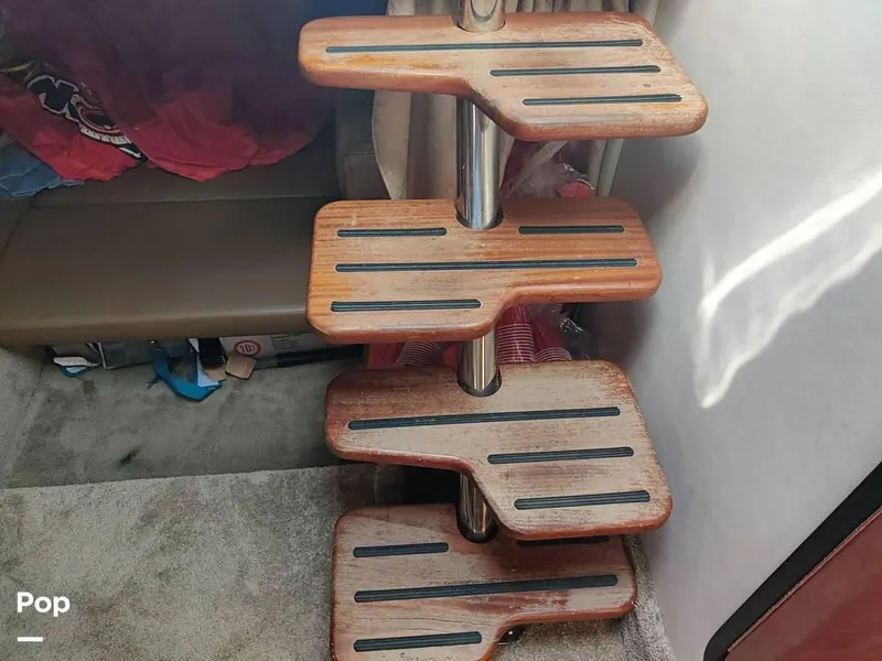 Slide: The Image of 2007 Crownline 340CR for sale in South Glastonbury, CT - 20