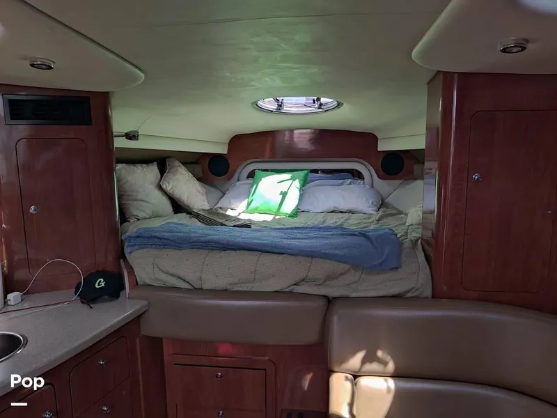 Slide: The Image of 2007 Crownline 340CR for sale in South Glastonbury, CT - 25