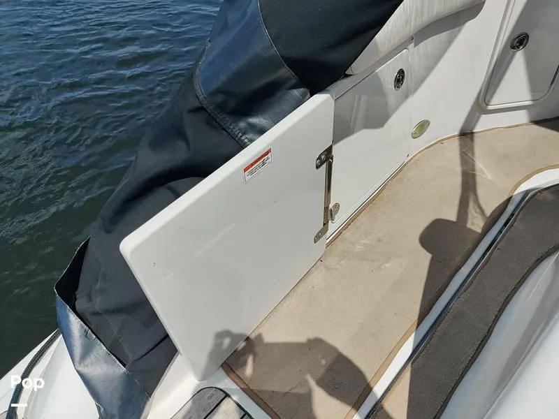 Slide: The Image of 2007 Crownline 340CR for sale in South Glastonbury, CT - 34