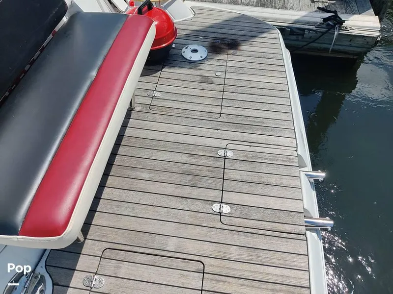 Slide: The Image of 2007 Crownline 340CR for sale in South Glastonbury, CT - 46