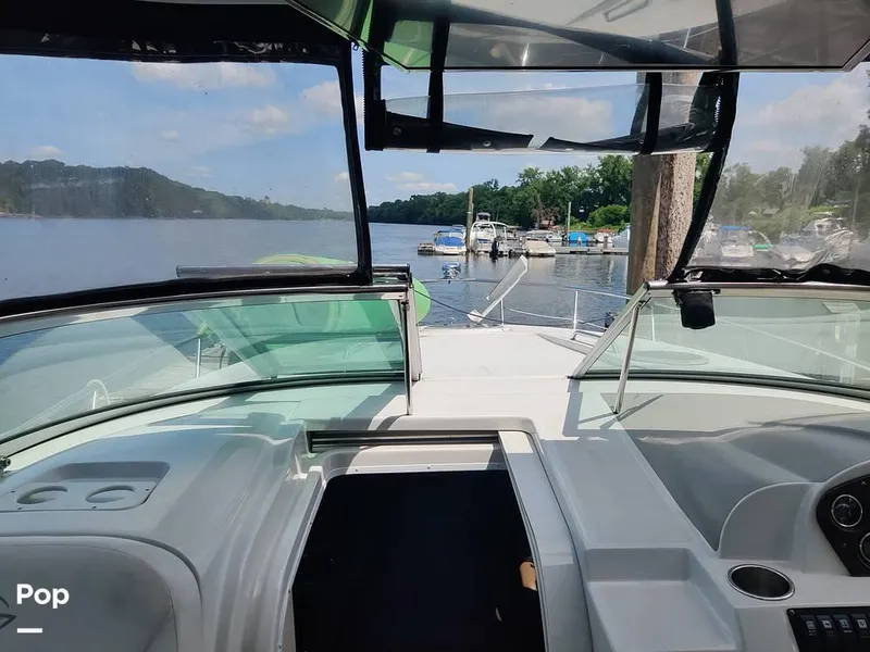 Slide: The Image of 2007 Crownline 340CR for sale in South Glastonbury, CT - 52