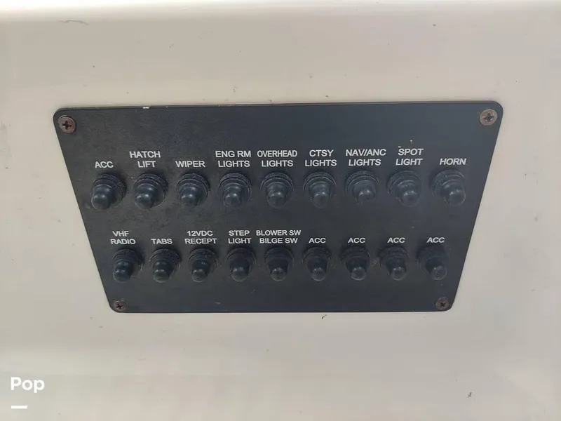 Slide: The Image of 2007 Crownline 340CR for sale in South Glastonbury, CT - 58