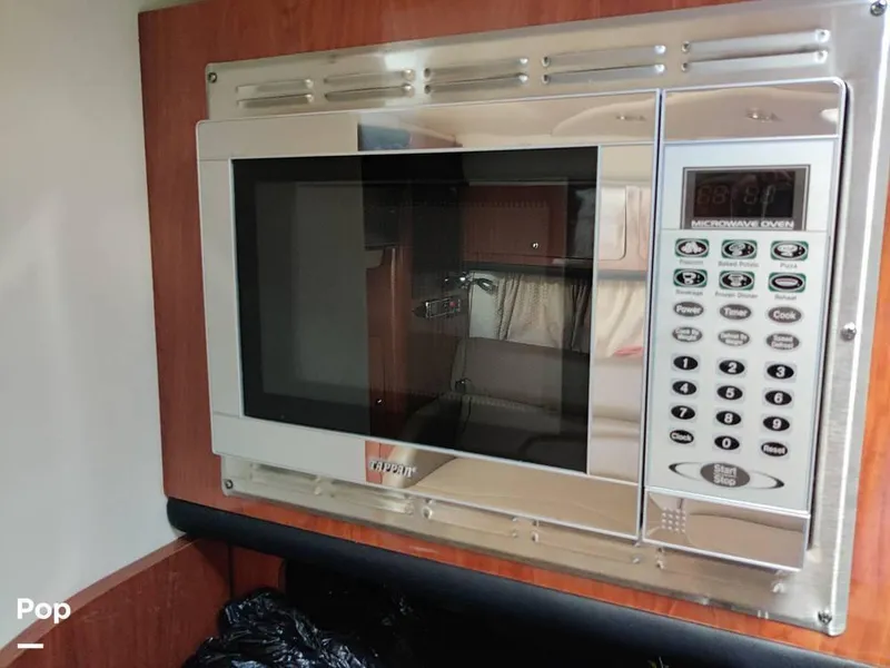 Slide: The Image of 2007 Crownline 340CR for sale in South Glastonbury, CT - 62