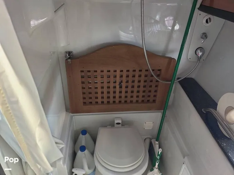 Slide: The Image of 2007 Crownline 340CR for sale in South Glastonbury, CT - 64