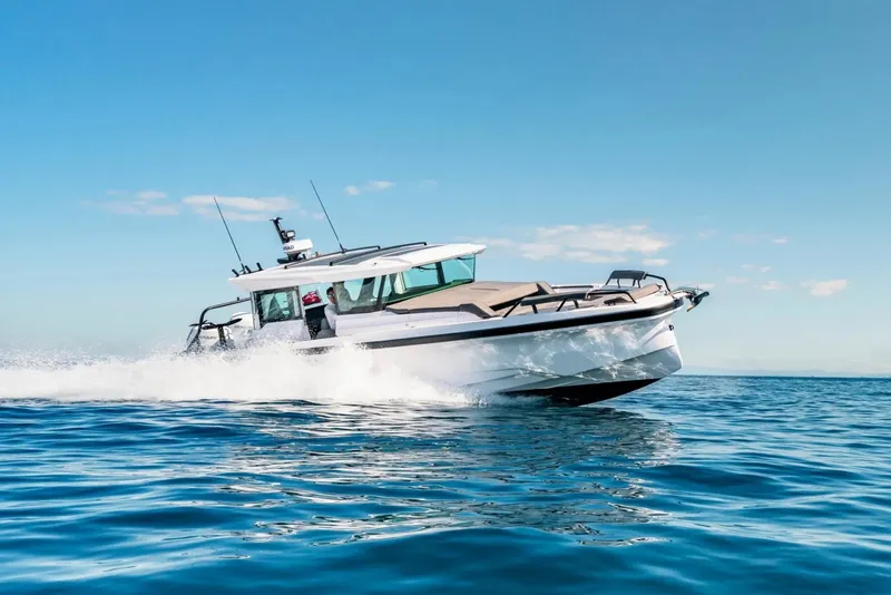 The Image of Axopar 38 XC Cross Cabin 2027 - 0