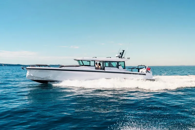 Slide: The Image of Axopar 38 XC Cross Cabin 2027 - 4