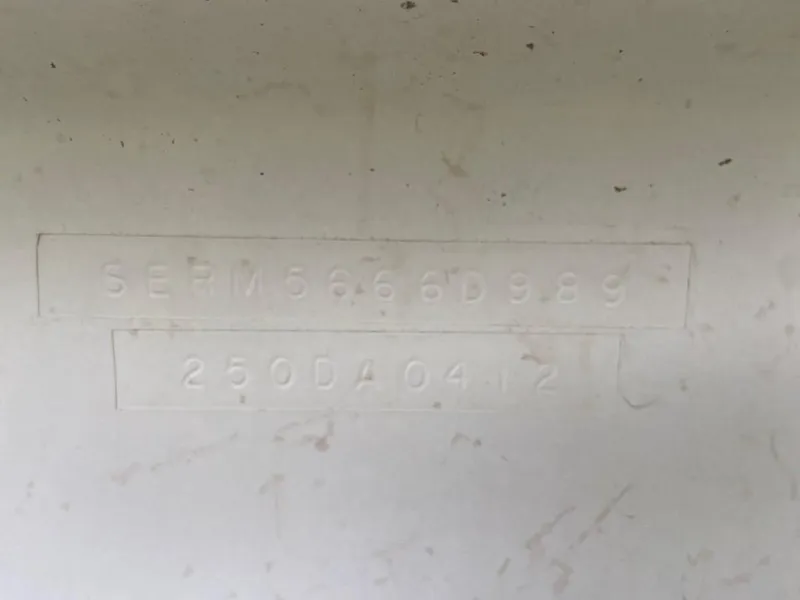 Slide: The Image of 1989 Sea Ray Sundancer hull identification number (HIN) SERM5666D989. - 19