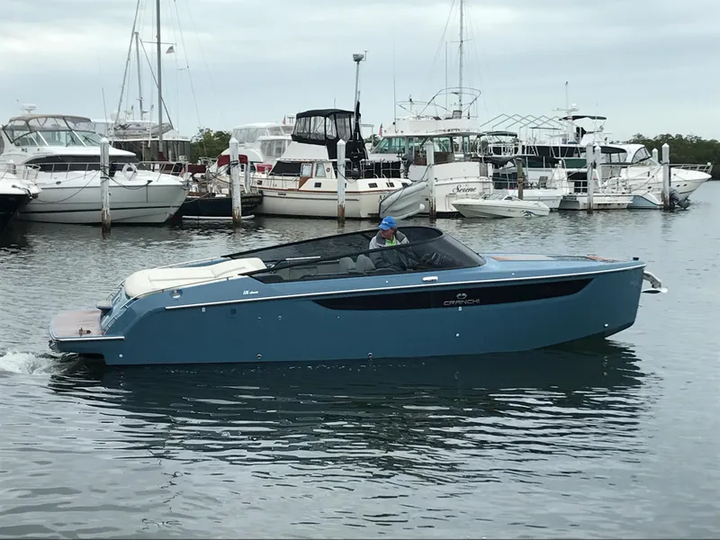 Slide: The Image of Cranchi E26 2020 - 20