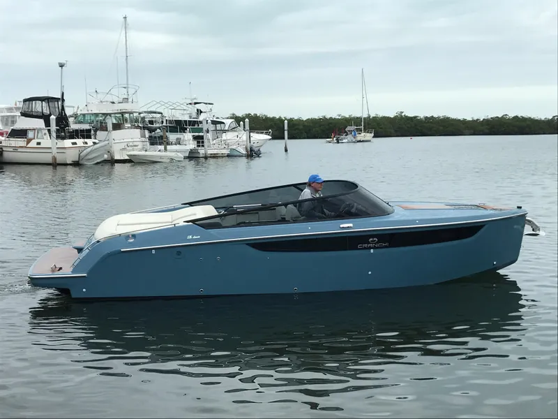 Slide: The Image of Cranchi E26 2020 - 22