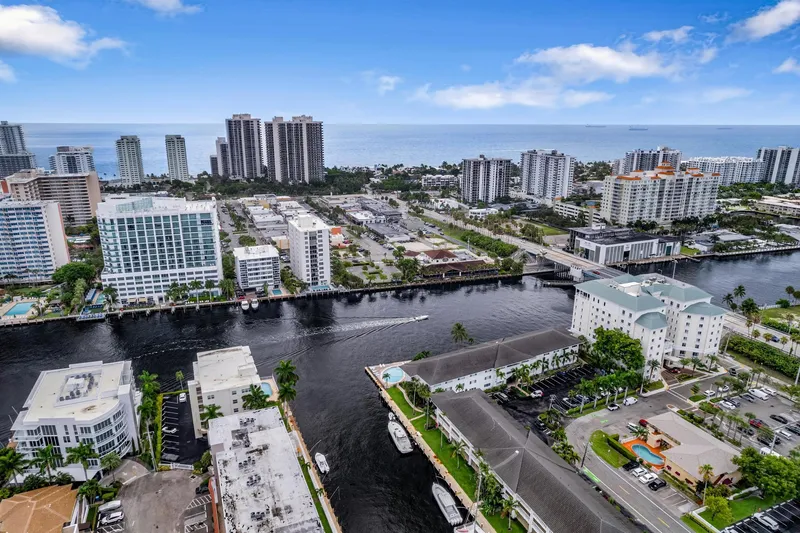 Slide: The Image of Sea Ray 44 Sundancer 2008 - 56