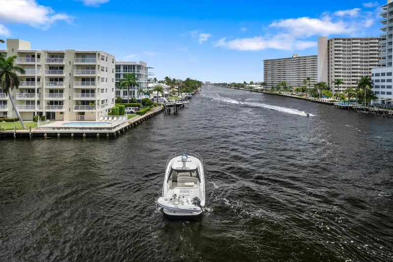 Slide: The Image of Sea Ray 44 Sundancer 2008 - 65