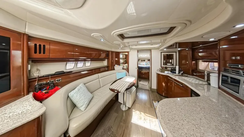 Slide: The Image of Sea Ray 44 Sundancer 2008 - 70