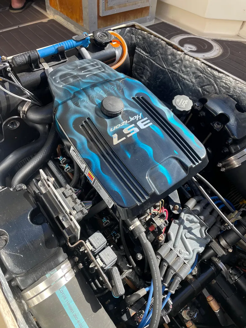 Slide: The Image of 1984 Farallon 25 Whaleback boat engine compartment with LSE engine. - 20