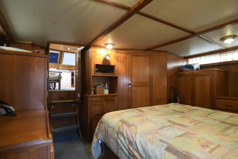 Slide: The Image of Jefferson Sundeck 1987 - 14