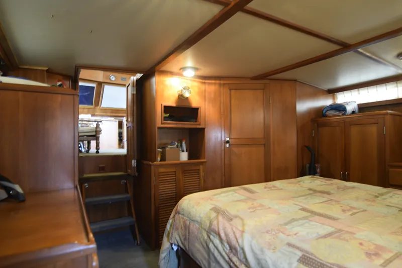 Slide: The Image of Jefferson Sundeck 1987 - 15