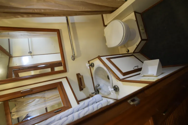 Slide: The Image of Jefferson Sundeck 1987 - 20