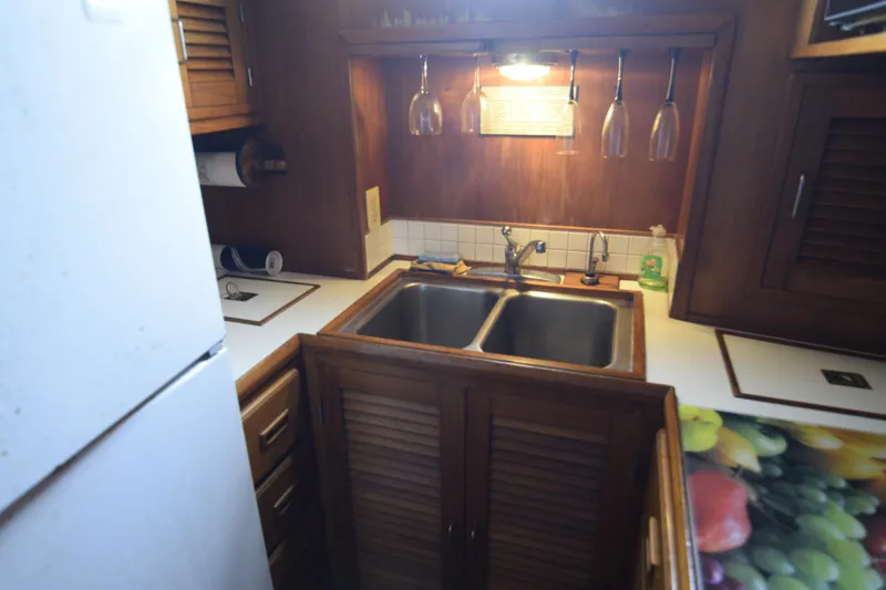 Slide: The Image of Jefferson Sundeck 1987 - 29