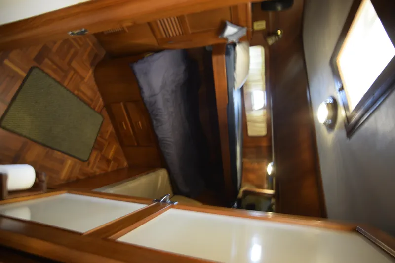 Slide: The Image of Jefferson Sundeck 1987 - 35