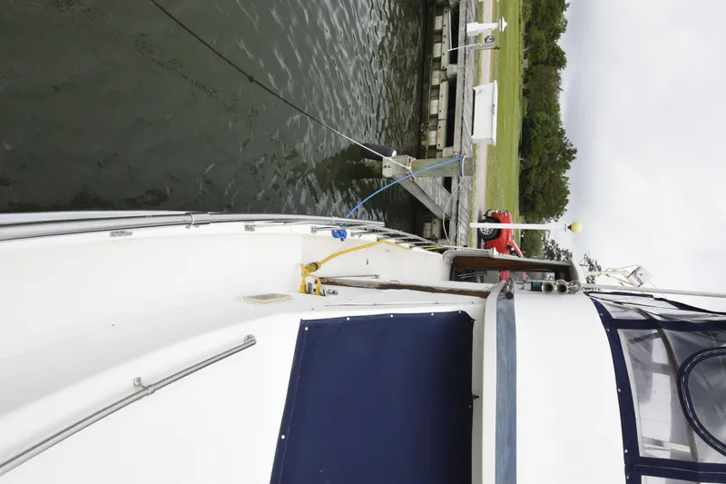 Slide: The Image of Jefferson Sundeck 1987 - 64