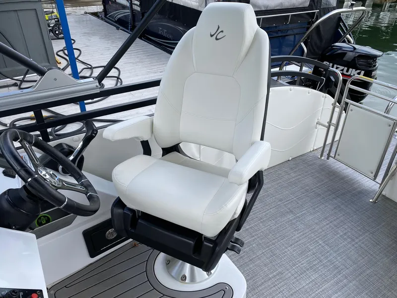 Slide: The Image of Captain's chair on 2023 JC Neptoon Sport 23TT pontoon boat. - 16