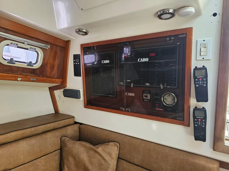 Slide: The Image of Cabo 35 Express SportFisher 1996 - 11