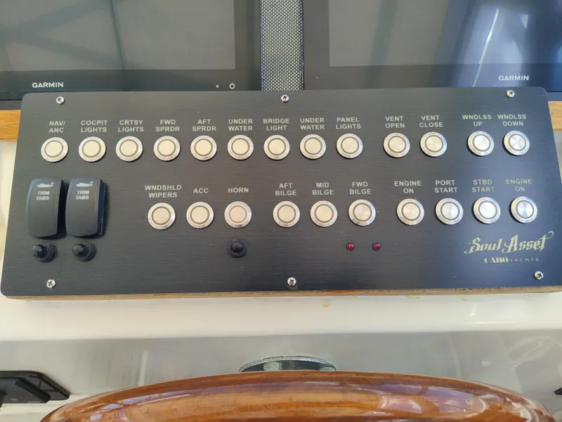 Slide: The Image of Cabo 35 Express SportFisher 1996 - 57