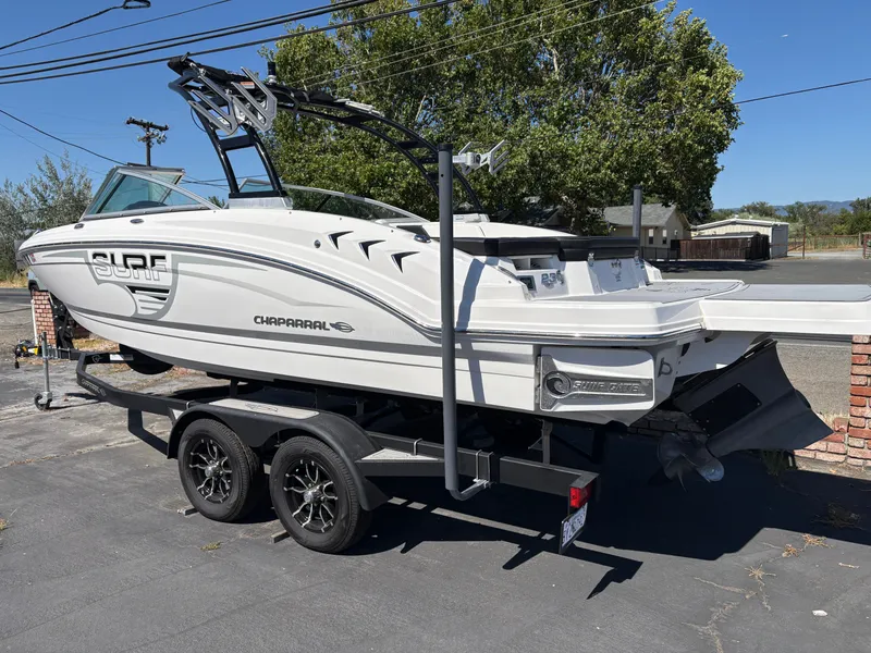Slide: The Image of Chaparral 23 Surf 2023 - 3