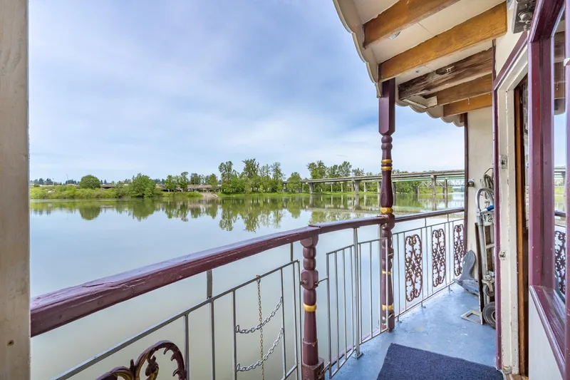 Slide: The Image of Custom Howdy Eidelman Sternwheeler - Jack Sarin 1990 - 106