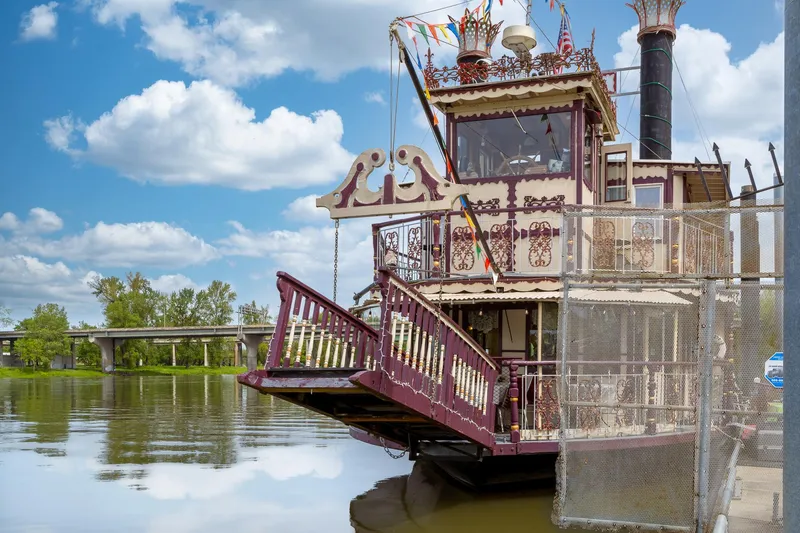 Slide: The Image of Custom Howdy Eidelman Sternwheeler - Jack Sarin 1990 - 108
