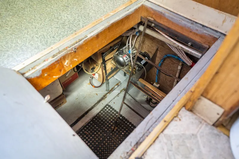 Slide: The Image of Custom Howdy Eidelman Sternwheeler - Jack Sarin 1990 - 124