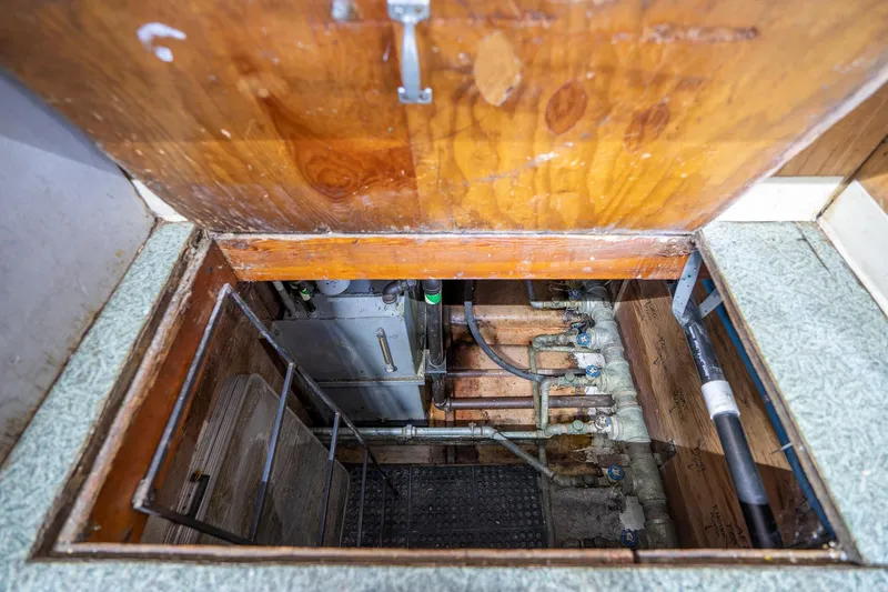 Slide: The Image of Custom Howdy Eidelman Sternwheeler - Jack Sarin 1990 - 132