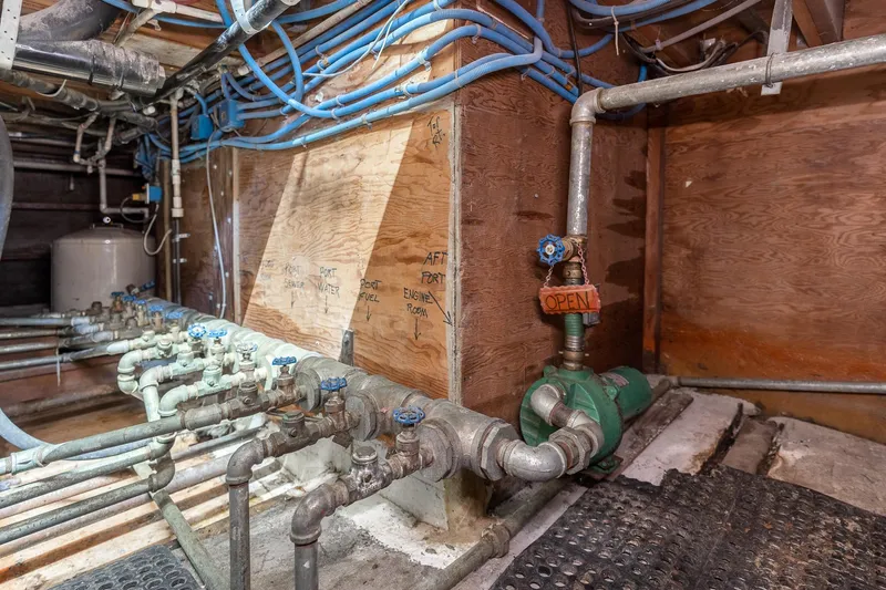 Slide: The Image of Custom Howdy Eidelman Sternwheeler - Jack Sarin 1990 - 133