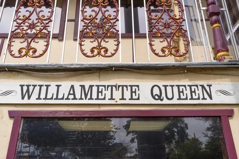 Slide: The Image of Custom Howdy Eidelman Sternwheeler - Jack Sarin 1990 - 139