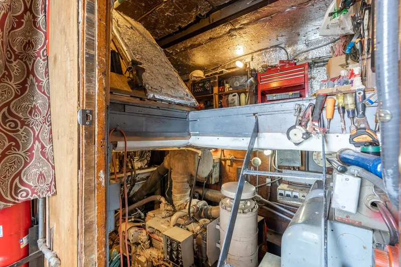 Slide: The Image of Custom Howdy Eidelman Sternwheeler - Jack Sarin 1990 - 80