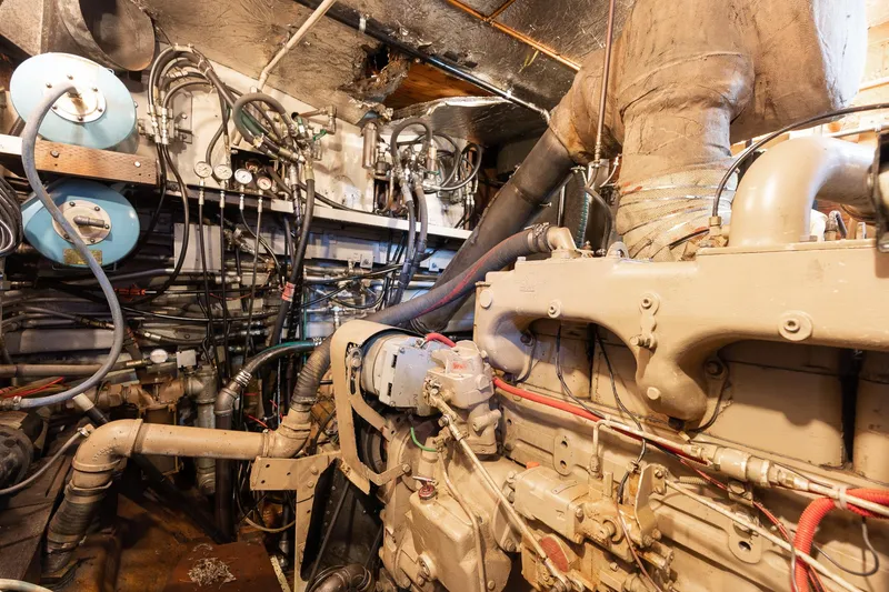 Slide: The Image of Custom Howdy Eidelman Sternwheeler - Jack Sarin 1990 - 85