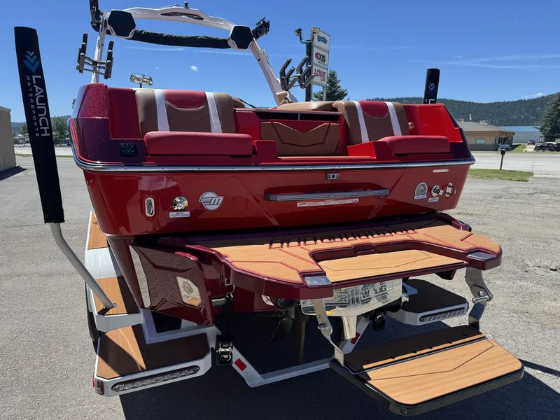 Slide: The Image of Malibu 25 LSV 2026 - 7
