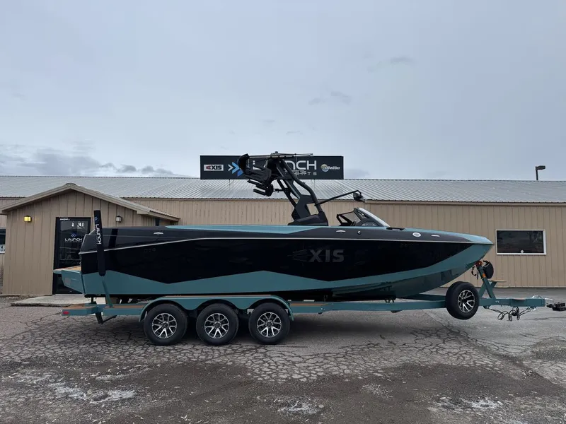 Slide: The Image of Malibu 25 LSV 2026 - 30