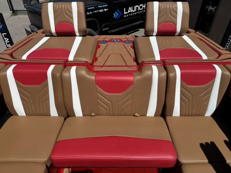Slide: The Image of Malibu 25 LSV 2026 - 13