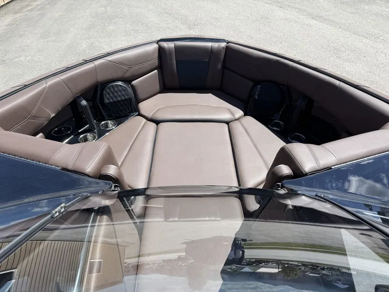 Slide: The Image of Malibu 23 LSV 2026 - 14