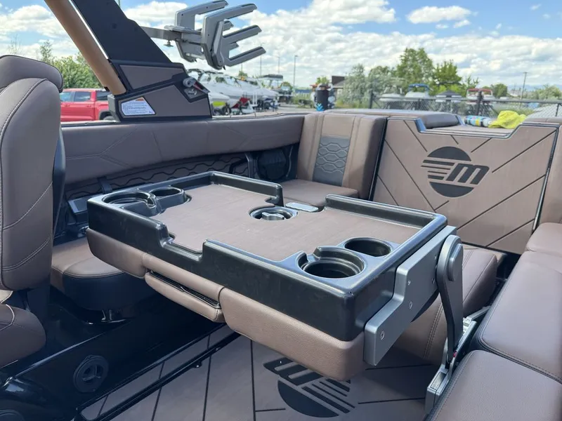 Slide: The Image of Malibu 23 LSV 2026 - 28
