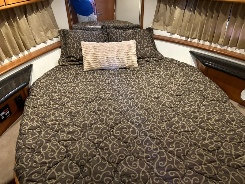 Slide: The Image of Carver Yachts 396 Aft Cabin Motor Yacht 2002 - 51