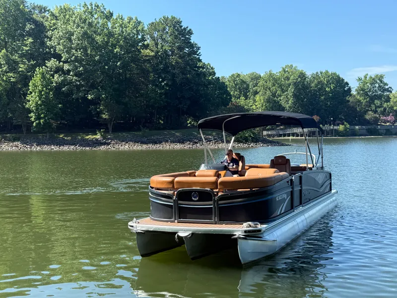 Slide: The Image of Premier INTRIGUE 250 RF 2018 - 39