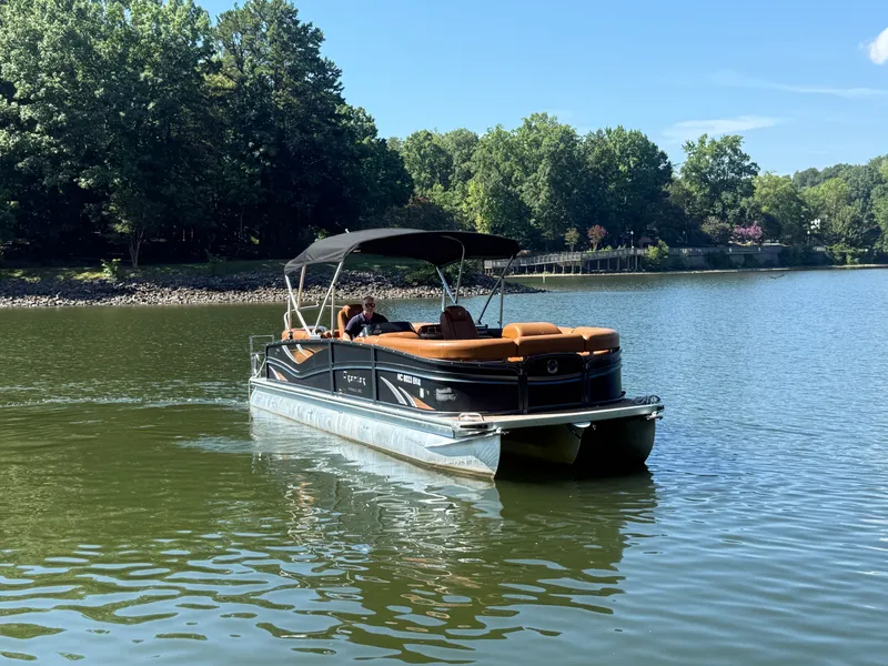 Slide: The Image of Premier INTRIGUE 250 RF 2018 - 37