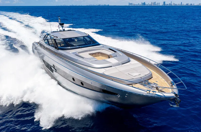 Slide: The Image of Riva 88 Florida 2017 - 1