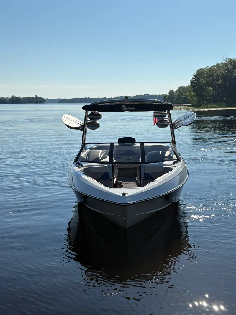 Slide: The Image of Malibu WAKESETTER 23 2014 - 3