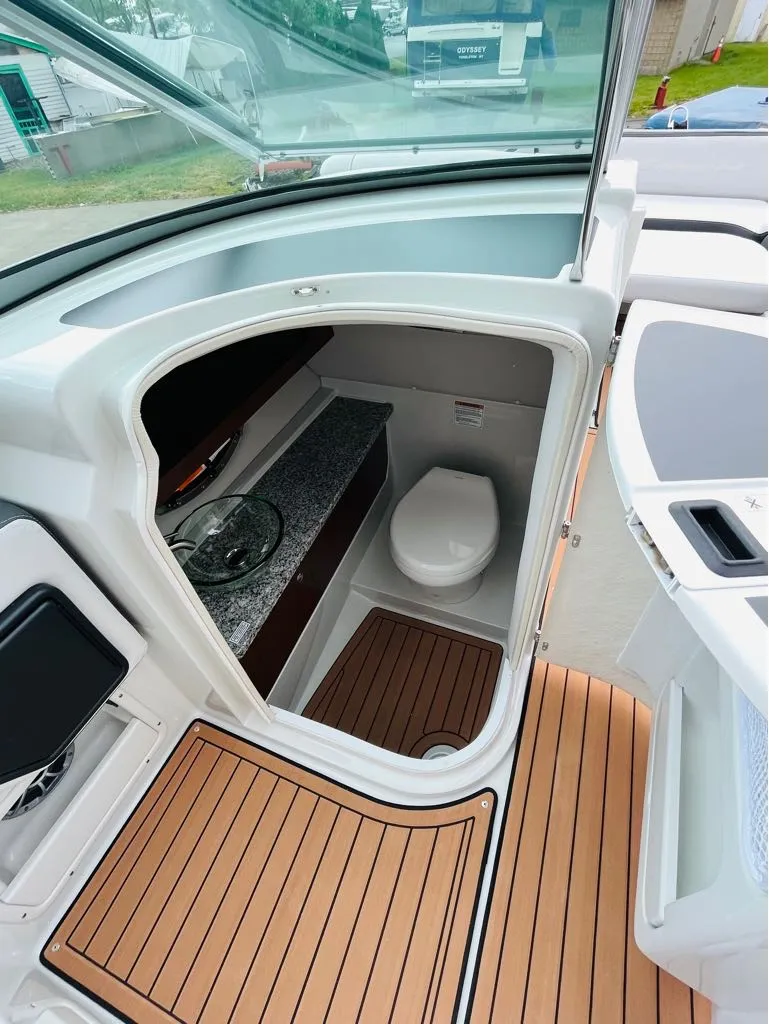 Slide: The Image of Crownline Boats E-305 2024 - 6