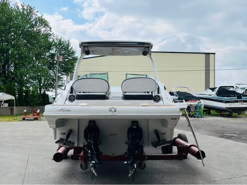 Slide: The Image of Crownline Boats E-305 2024 - 1