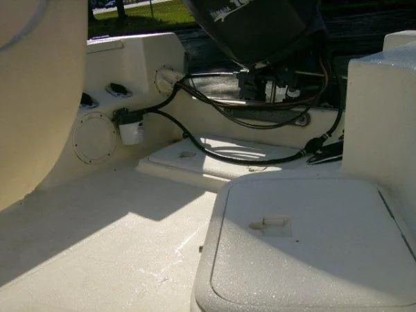 Slide: The Image of Sea Pro 180 Center Console 2002 - 7