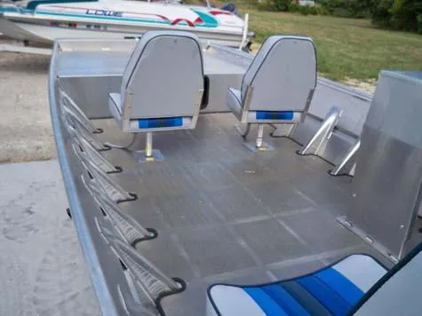 Slide: The Image of Alweld 1652 Jet Boat 2026 - 4