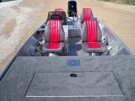 Slide: The Image of Alweld 1652 Jet Boat 2026 - 8